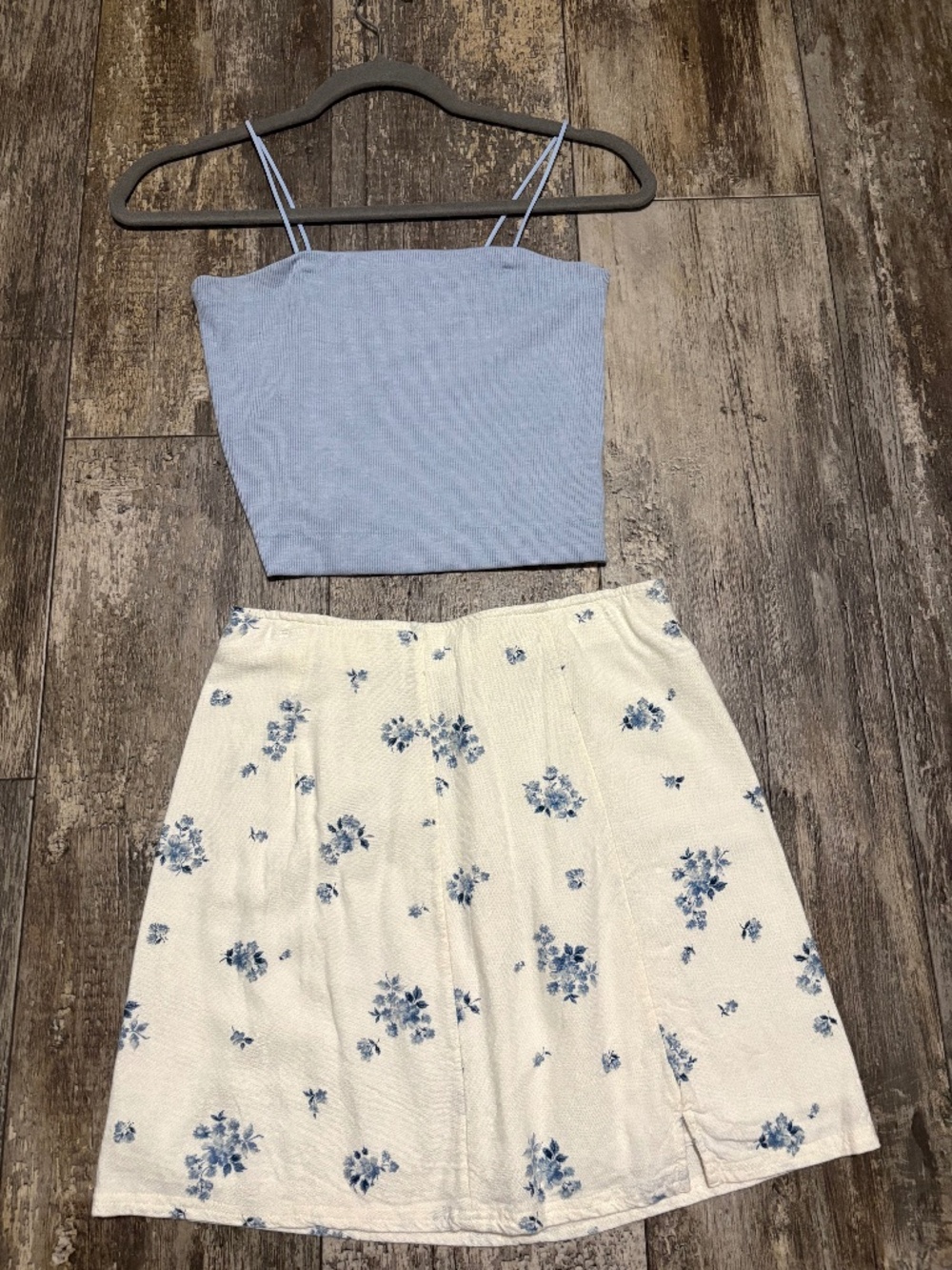 American eagle skirt and top